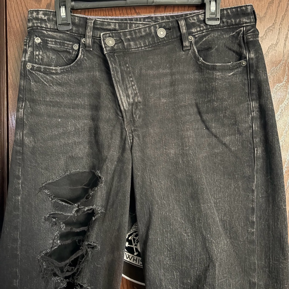 American Eagle x Coco Gauff distressed cross over stovepipe jeans - Picture 3 of 10
